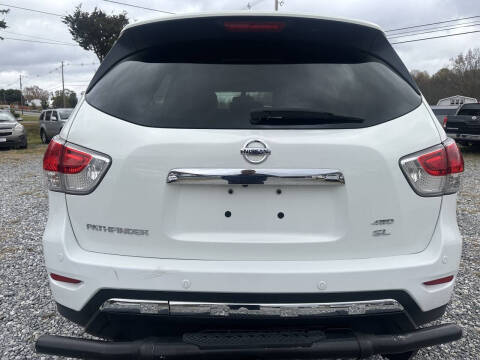 2014 Nissan Pathfinder SL