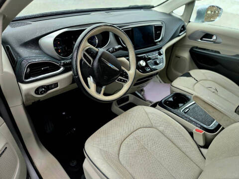 2018 Chrysler Pacifica Hybrid Limited