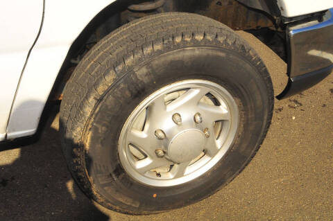 2011 Ford E-Series E-350 SD