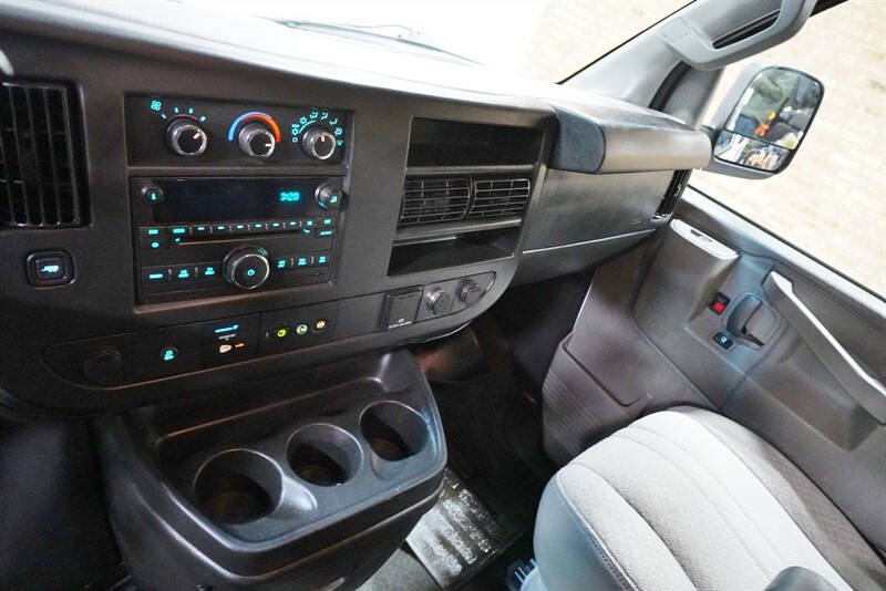 2016 Chevrolet Express LT 3500