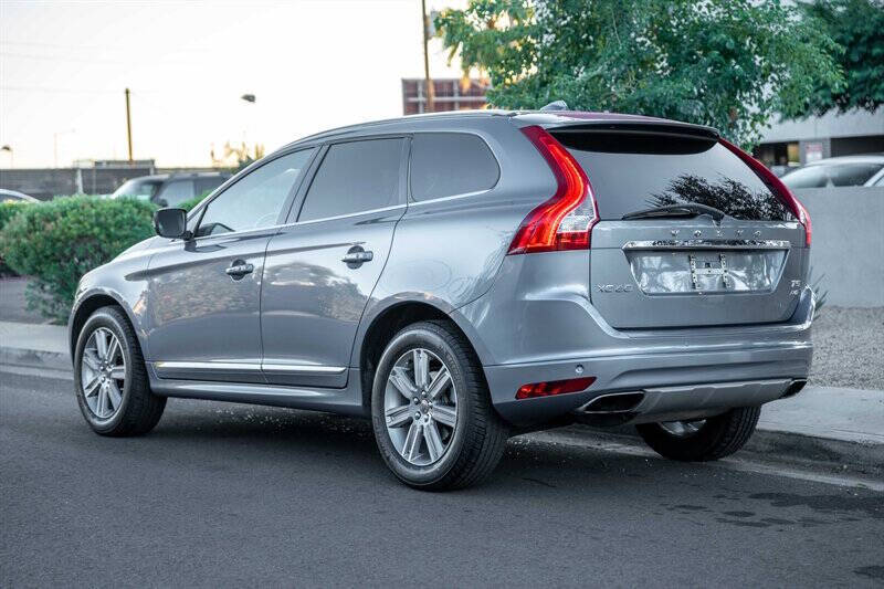 2017 Volvo XC60 T5 Inscription
