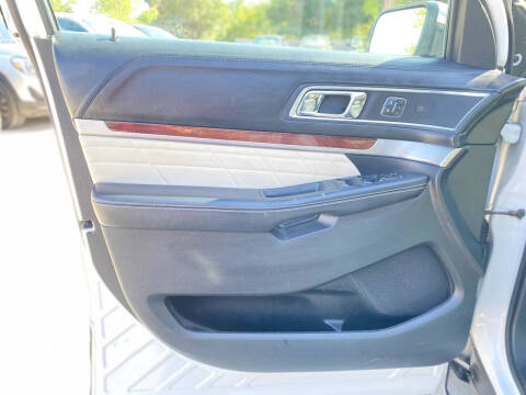 2016 Ford Explorer Platinum