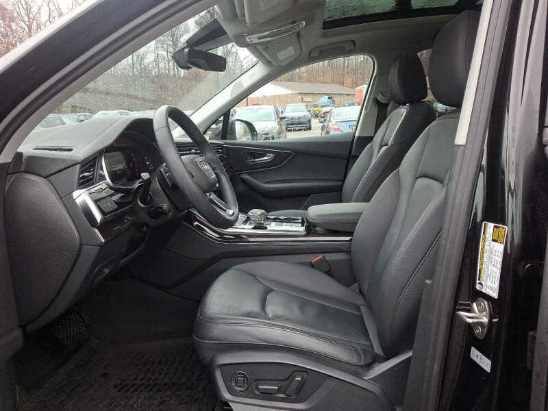 2023 Audi Q7 quattro Premium Plus 55 TFSI