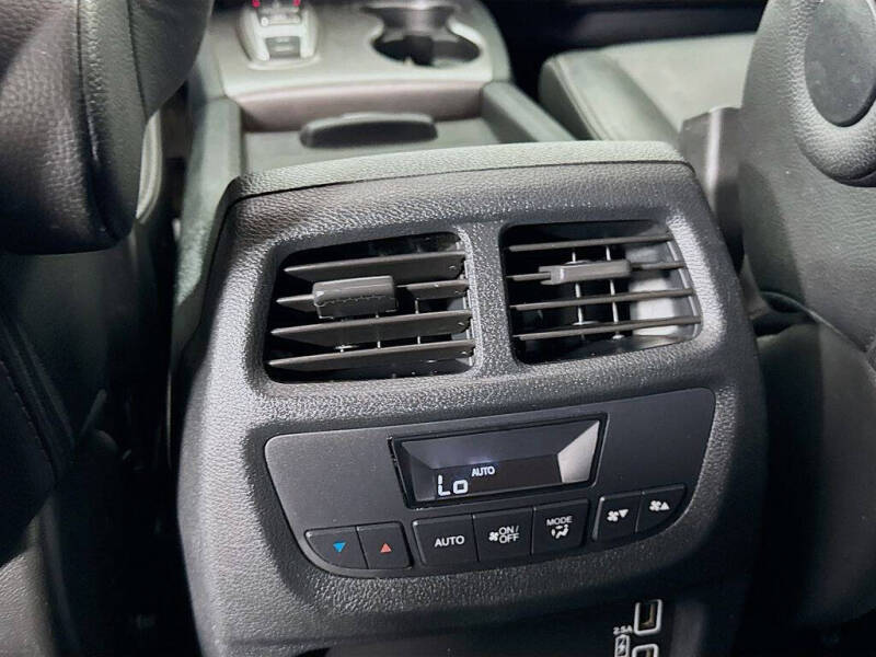 2022 Honda Pilot SE