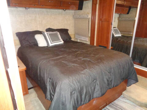 2008 Freightliner XCS Chassis