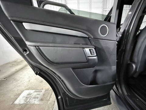 2022 Land Rover Discovery P360 HSE R-Dynamic