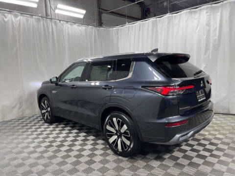 2026 Mitsubishi Outlander PHEV SEL