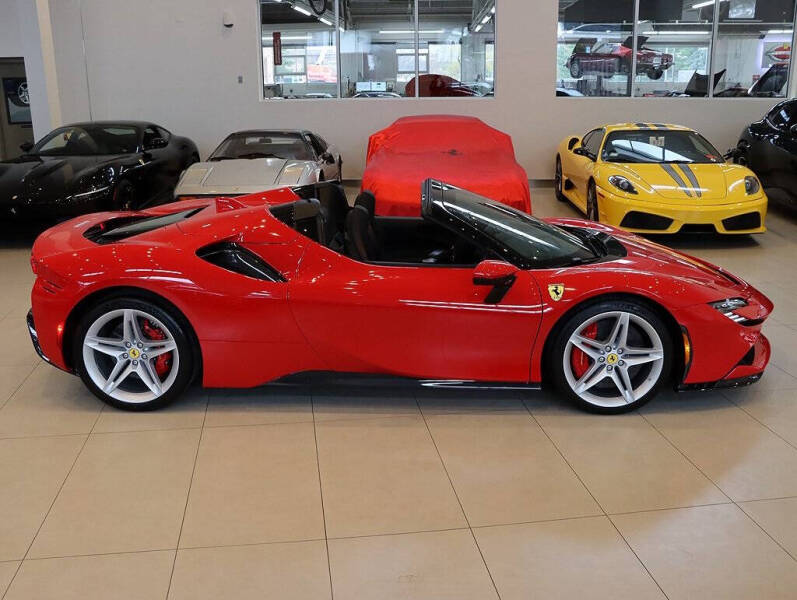 2023 Ferrari SF90 Spider