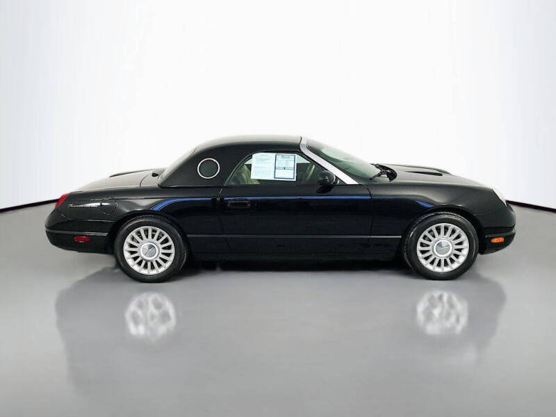 2005 Ford Thunderbird Deluxe