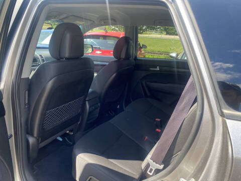 2015 Kia Sorento LX
