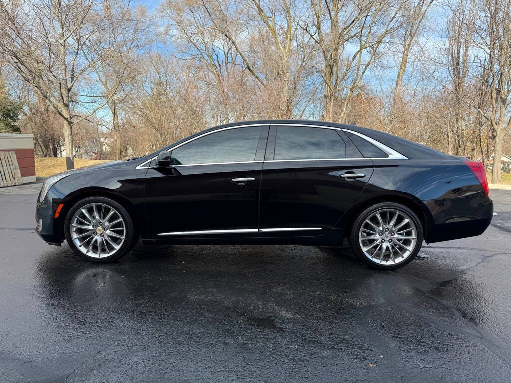 2013 Cadillac XTS for sale at Deals & Trades in Aurora, IL