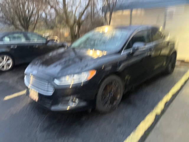 2014 Ford Fusion SE's photo