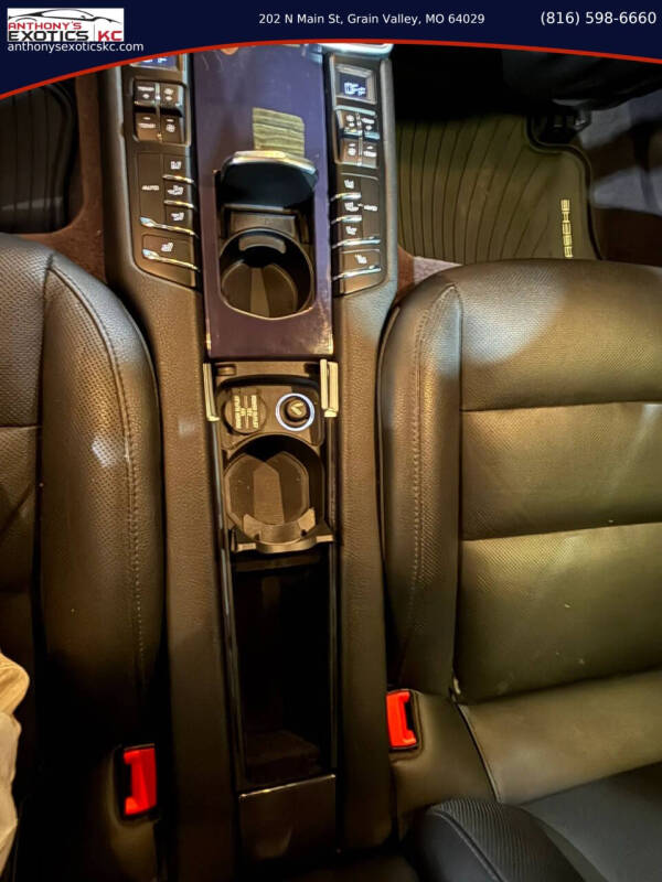 2016 Porsche Panamera