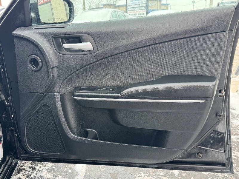 2015 Dodge Charger SE