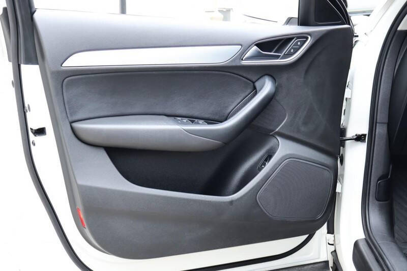 2015 Audi Q3 2.0T Premium Plus