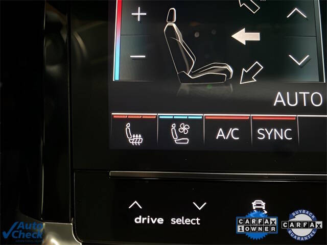 2023 Audi e-tron quattro Premium Plus