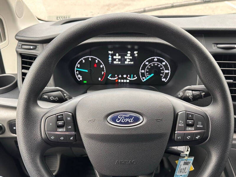 2025 Ford Transit