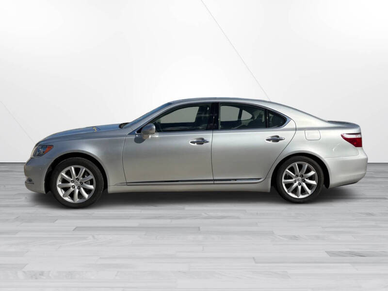 2007 Lexus LS 460