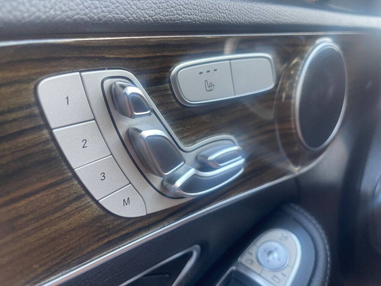 2018 MERCEDES-BENZ C-Class Sedan - $22,900