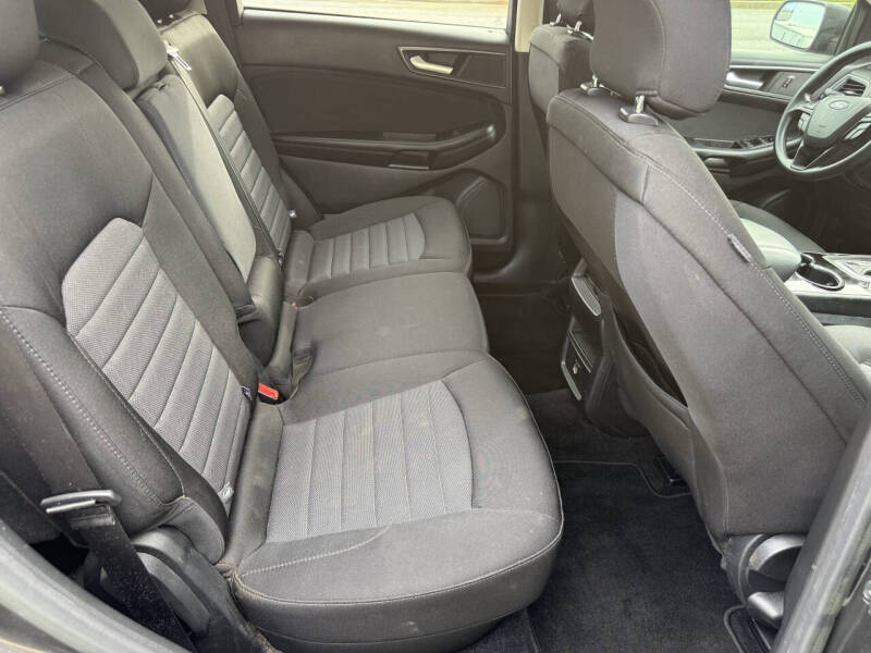 2016 Ford Edge SE