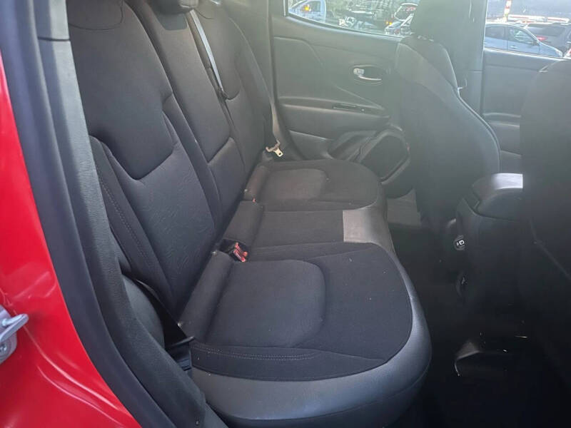 2022 Jeep Renegade Trailhawk