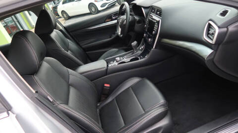 2023 Nissan Maxima 3.5 SV