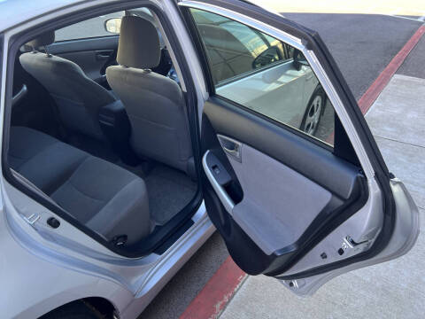 2012 Toyota Prius Three