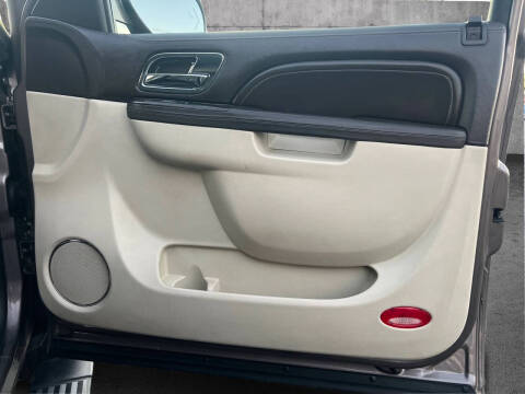 2014 Cadillac Escalade Platinum