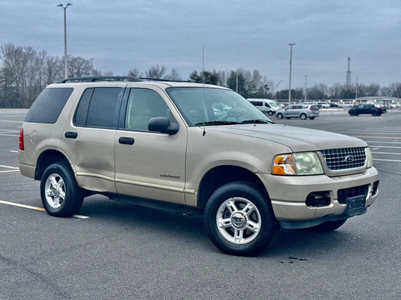 2004 Ford Explorer XLT