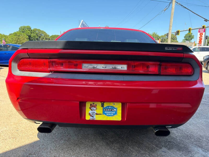 2010 Dodge Challenger SRT8