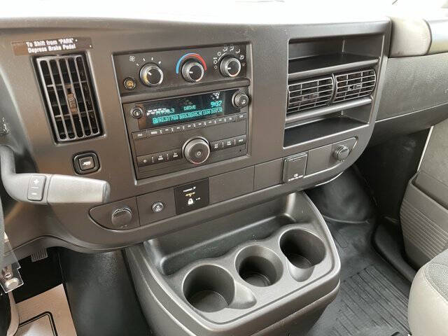 2024 GMC Savana 2500