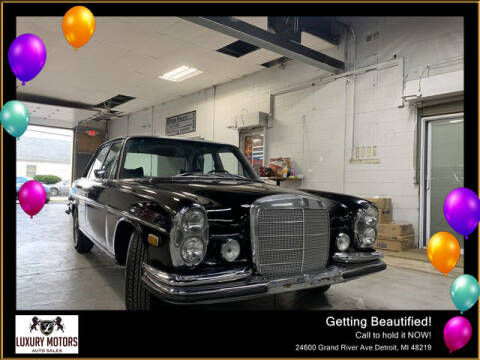 1972 Mercedes-Benz BENZ for sale at CarDome in Detroit MI