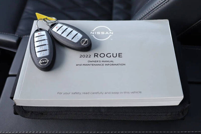 2022 Nissan Rogue Platinum