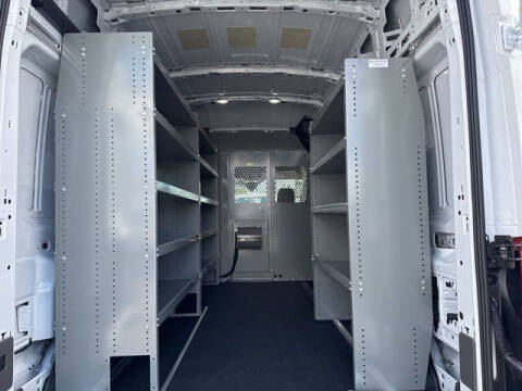 2025 Ford Transit 250