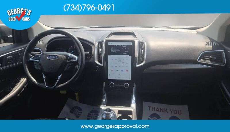 2024 Ford Edge Titanium