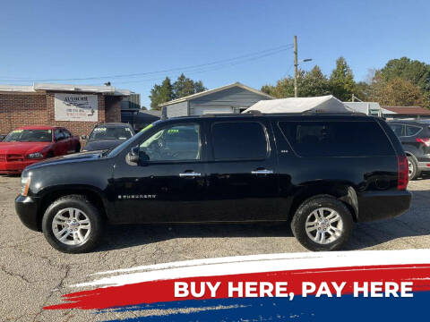 2007 Chevrolet Suburban for sale at Autocom, LLC in Clayton NC