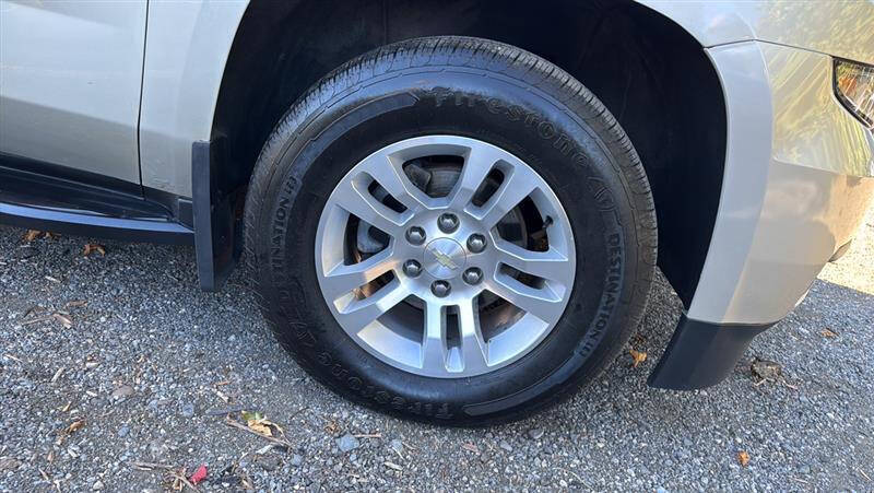 2017 Chevrolet Suburban LT