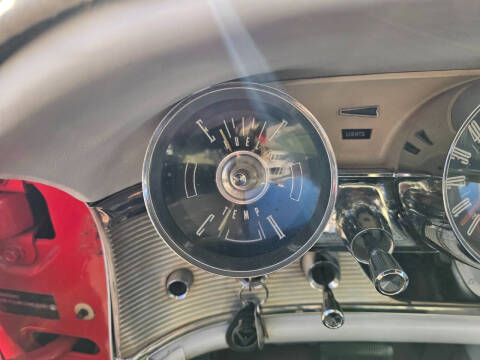 1961 Ford Thunderbird