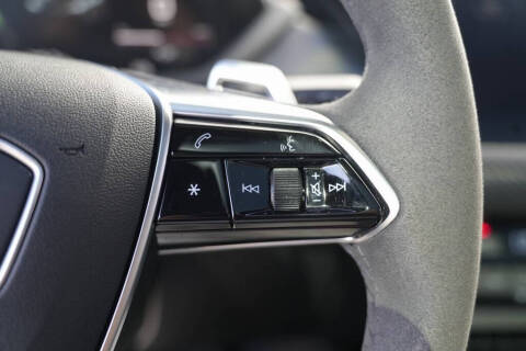 2022 Audi e-tron GT quattro Premium Plus