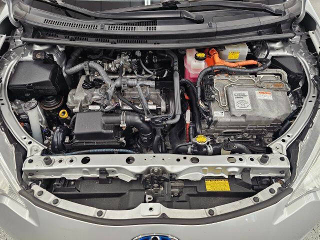 2012 Toyota Prius c Three