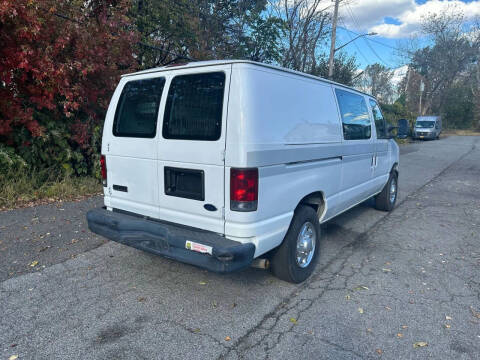 2010 Ford E-Series E-250