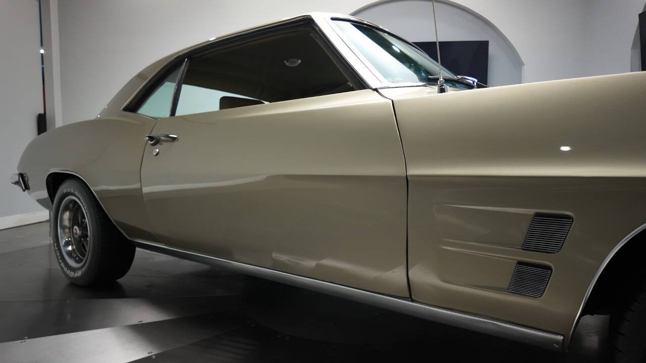 1969 Pontiac Firebird 15