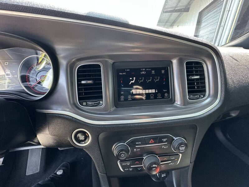 2019 Dodge Charger SXT