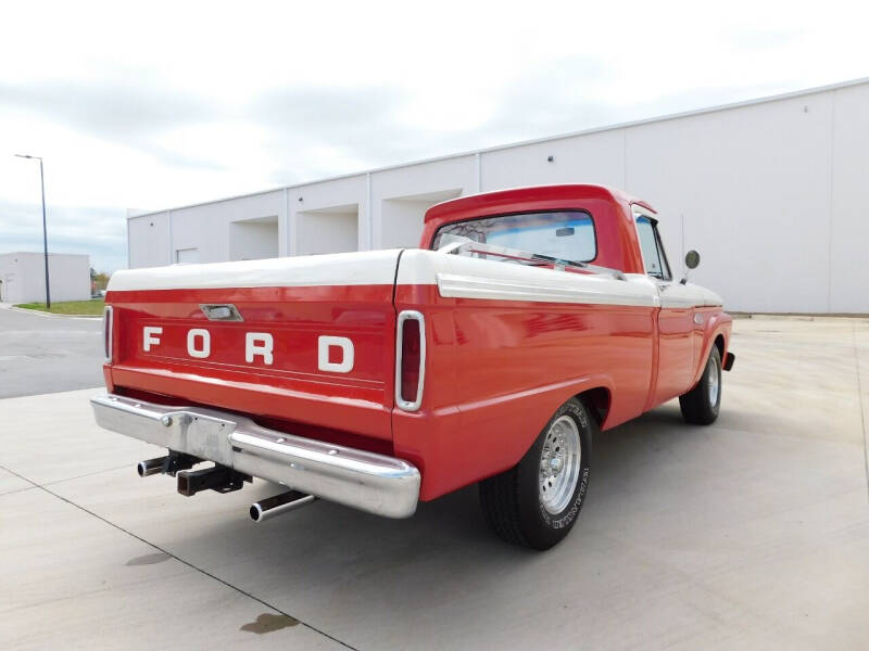 1965 Ford F-100