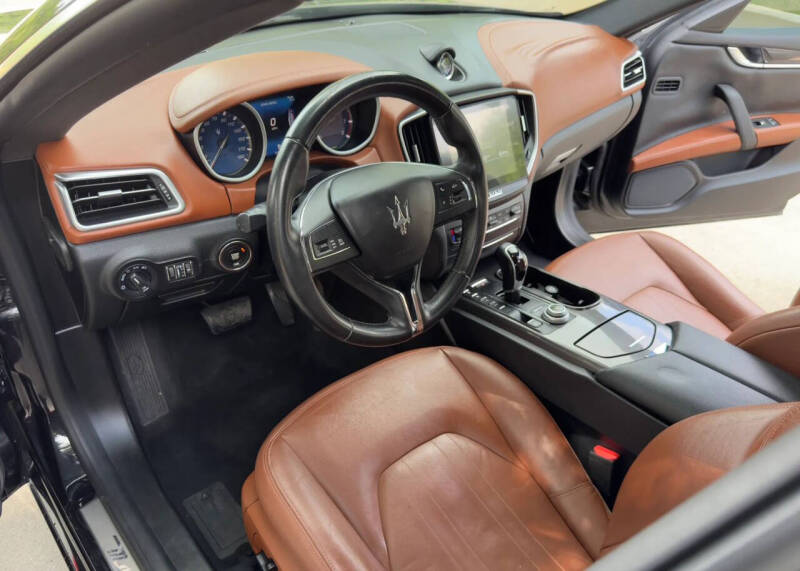 2017 Maserati Ghibli