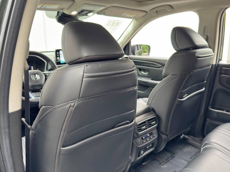 2023 Honda Pilot Elite