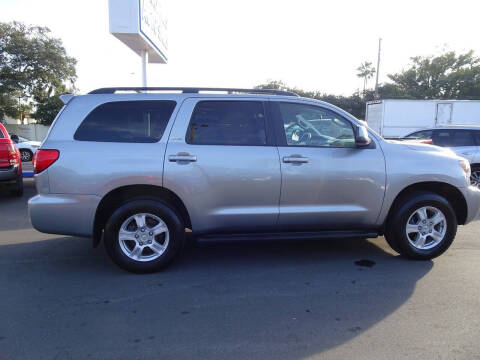 2012 Toyota Sequoia SR5