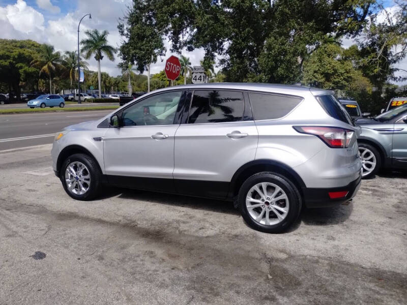 2017 Ford Escape SE