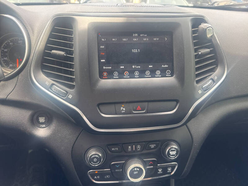 2019 Jeep Cherokee Latitude Plus