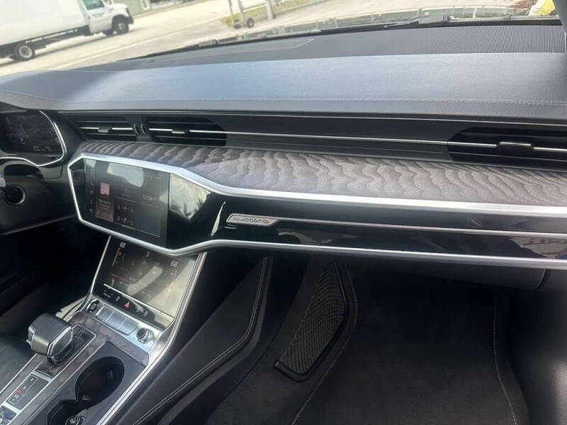 2024 Audi A6 quattro Premium Plus 55 TFSI